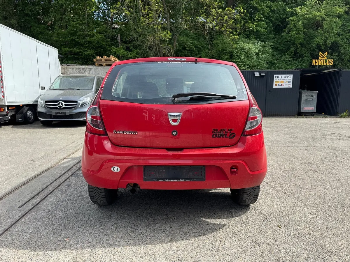 DACIA Sandero 1.2 75 — zdjęcie 5