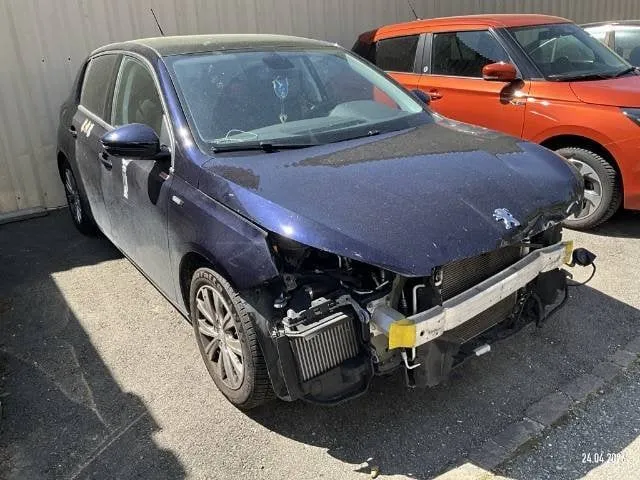 Peugeot  308 II  PureTech Turbo 1.2, 131 HP — zdjęcie 4