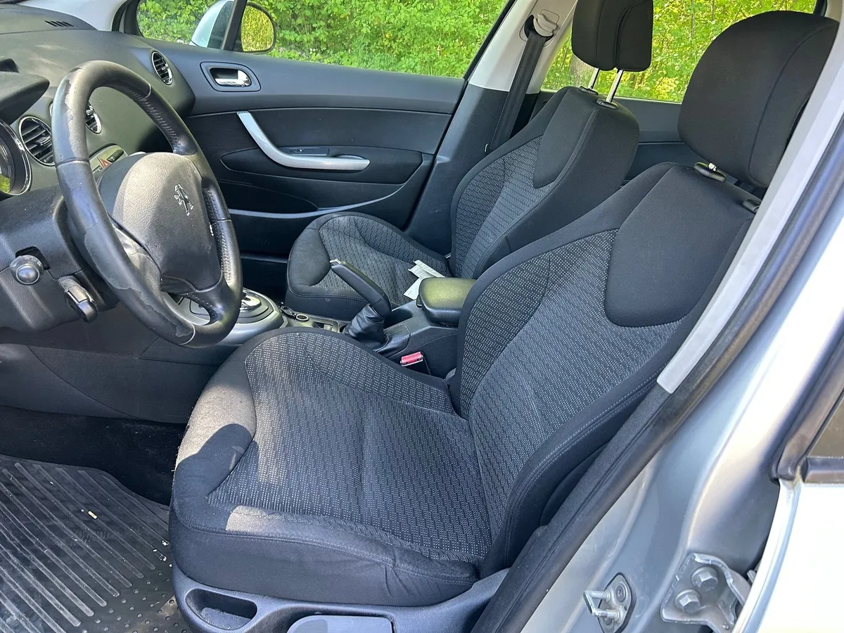 PEUGEOT 308 SW 2.0HDI FAP — zdjęcie 10