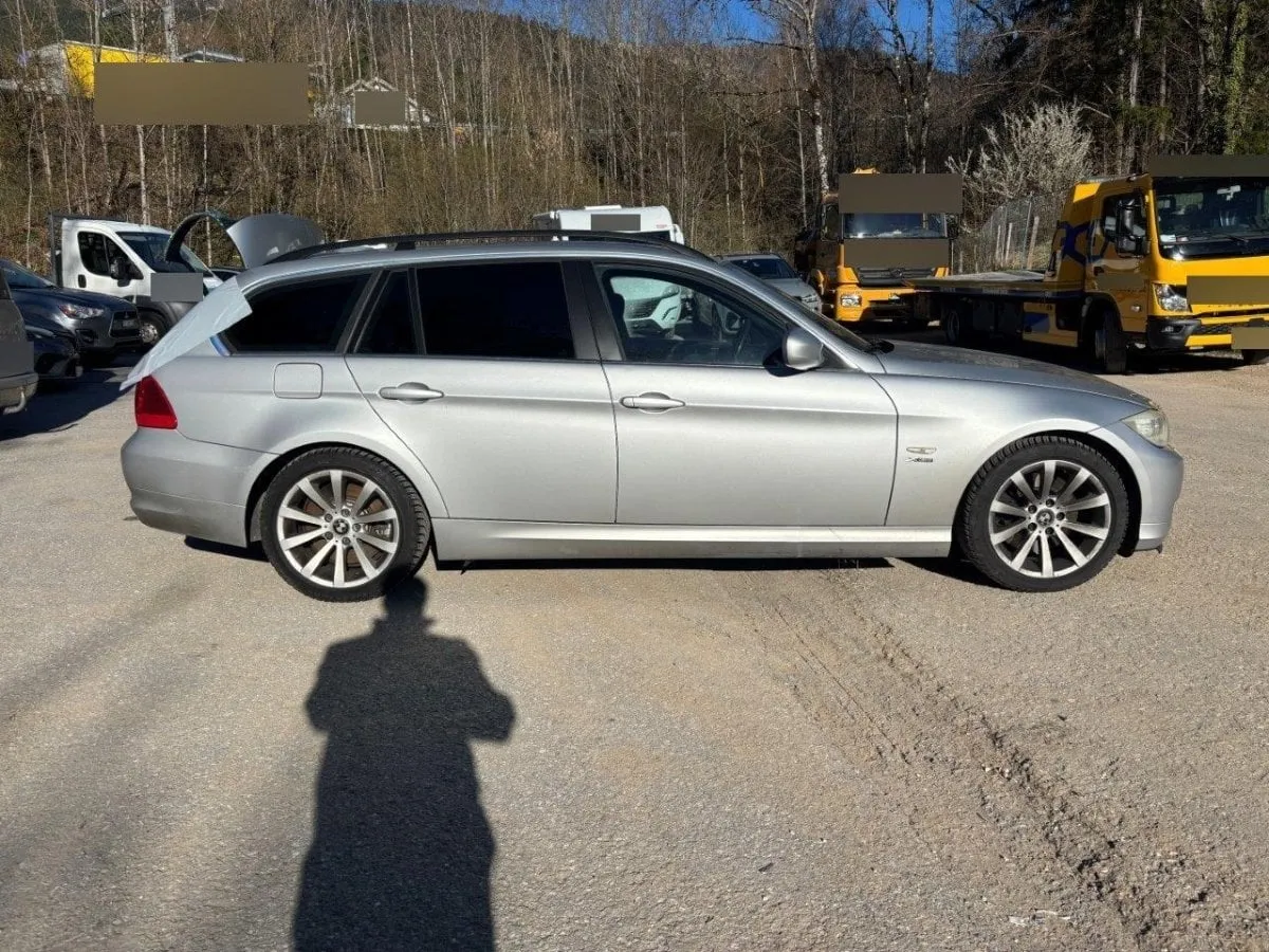 BMW 325i xDrive Touring m4you, 218 HP — zdjęcie 4