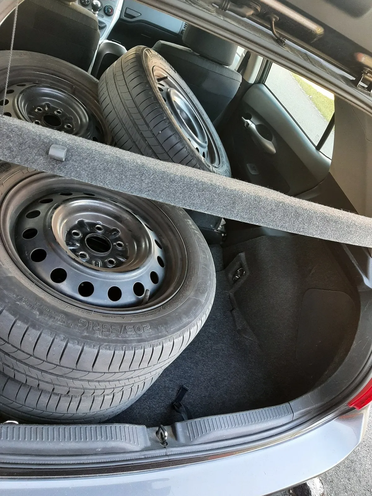 TOYOTA Auris 2.0 DPF — zdjęcie 4