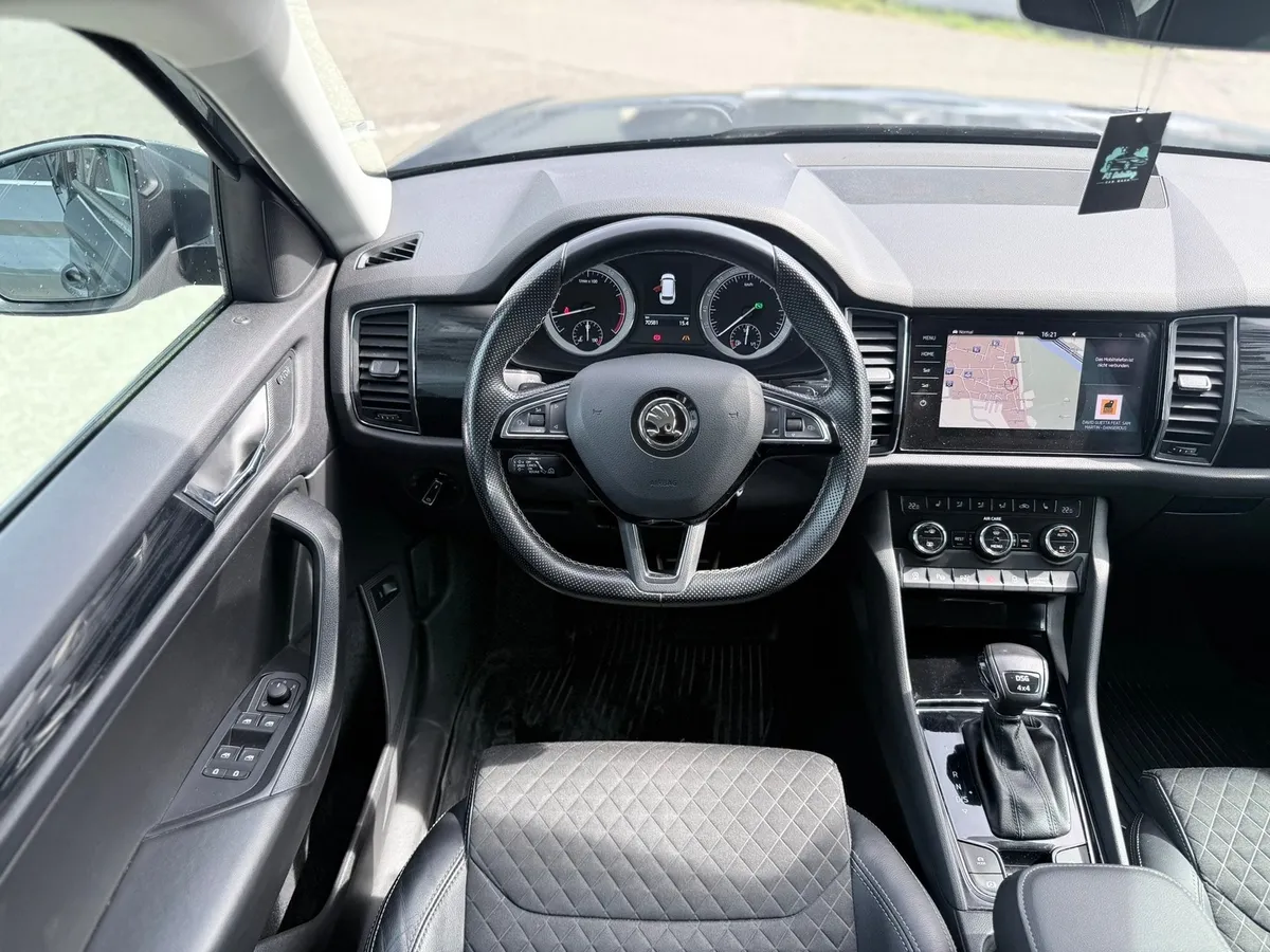 SKODA Kodiaq 2.0TSI 4x4 — zdjęcie 8