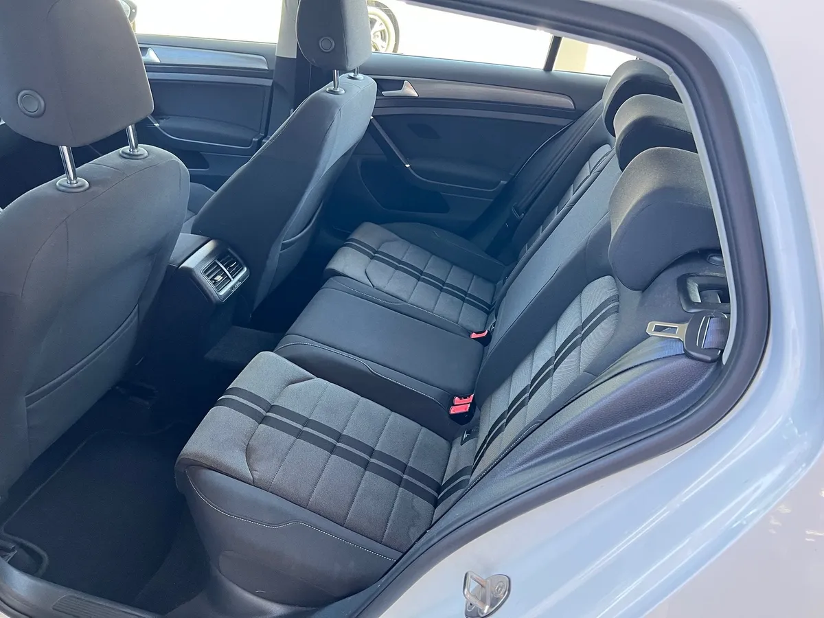 VW Golf VII 1.2TSI 5 — zdjęcie 8