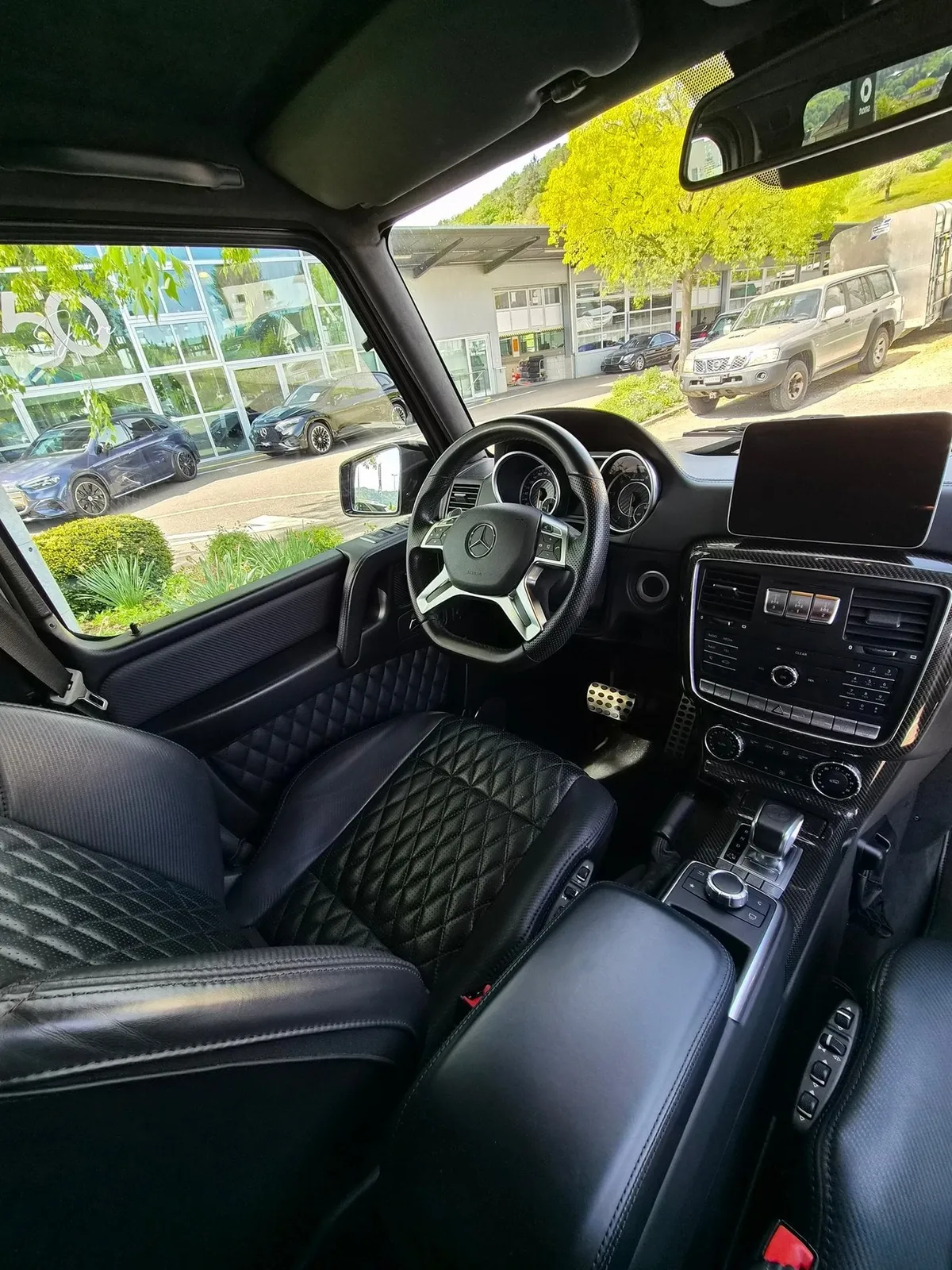 MERCEDES-BENZ AMG G63 — zdjęcie 9