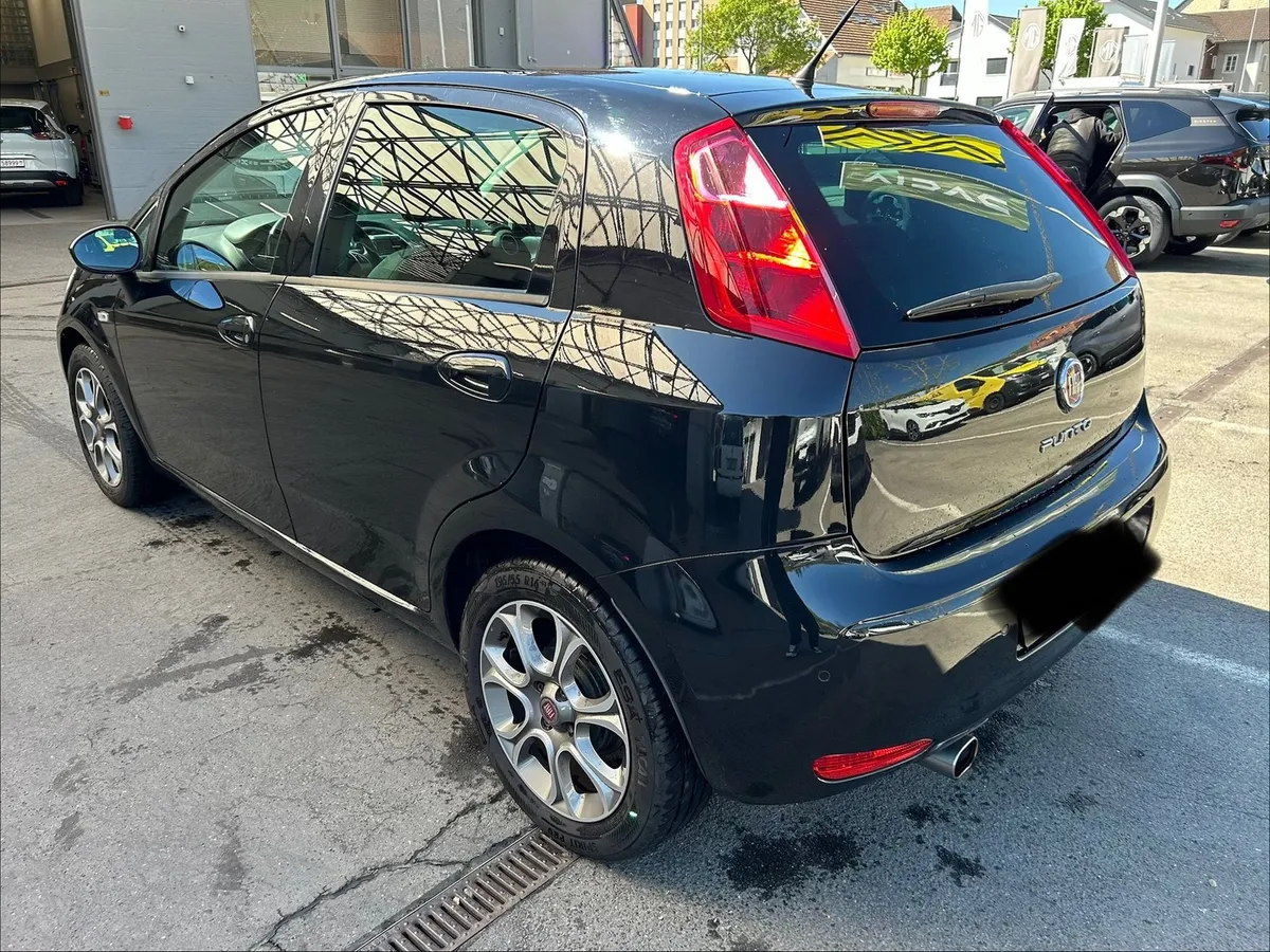 FIAT Punto 1.2 8V — zdjęcie 4