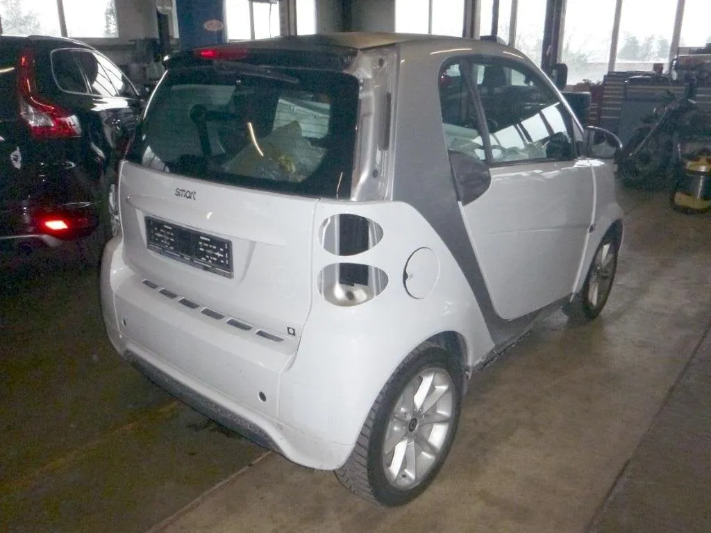 SMART FORTWO COUPE , 75 HP — zdjęcie 2