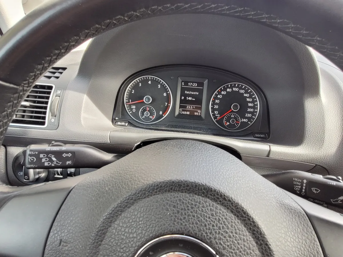 VW Touran — zdjęcie 12