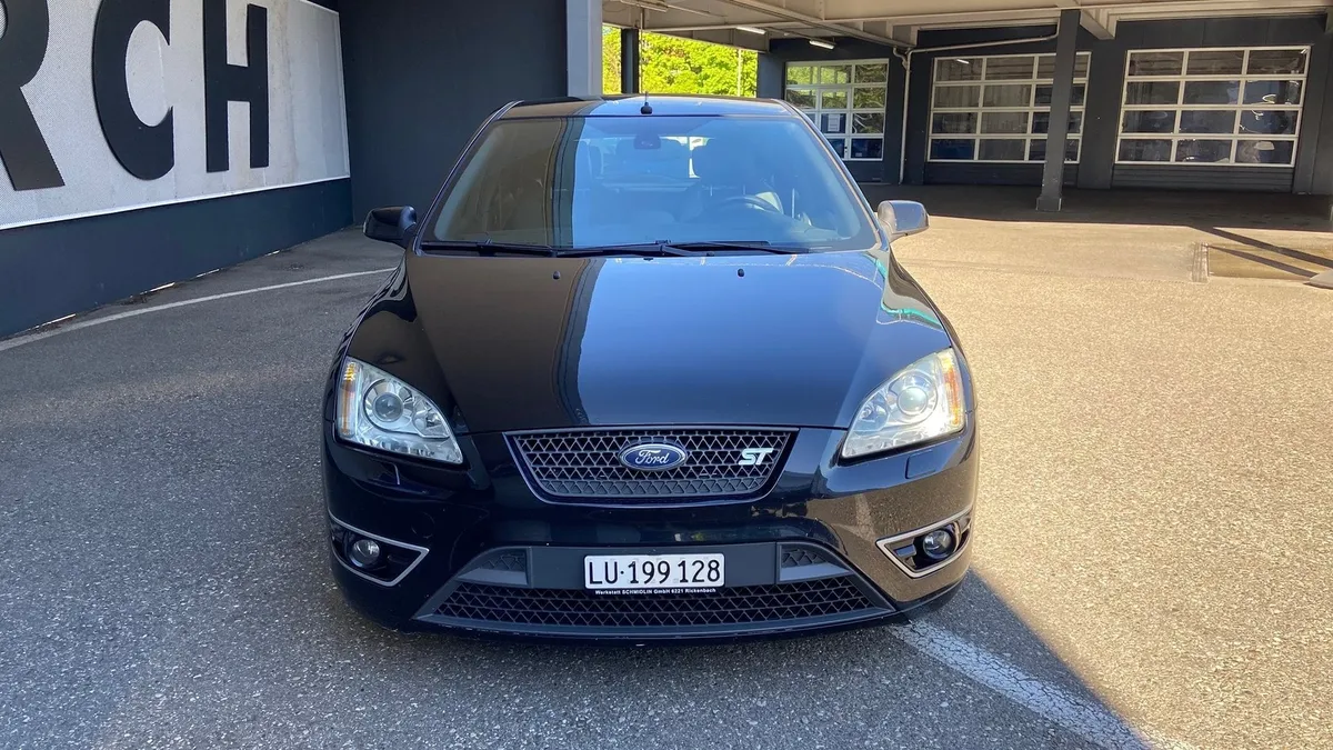 FORD Focus ST — zdjęcie 2