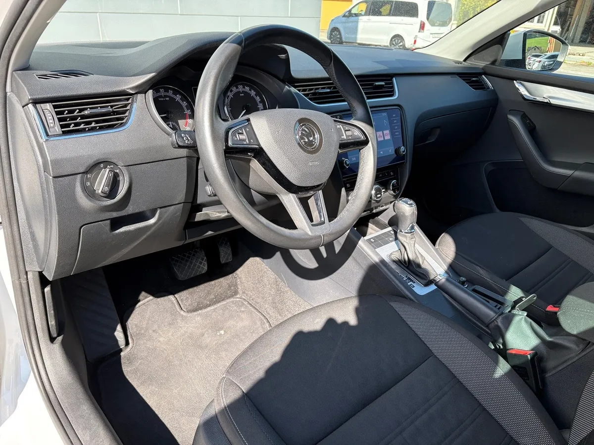 SKODA Octavia2.0TDI 4x4 — zdjęcie 5