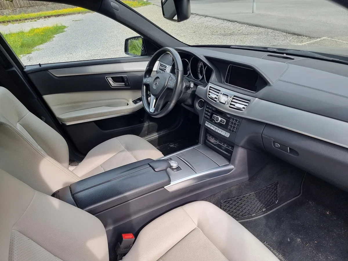 MERCEDES-BENZ E250CDI4m EC — zdjęcie 8