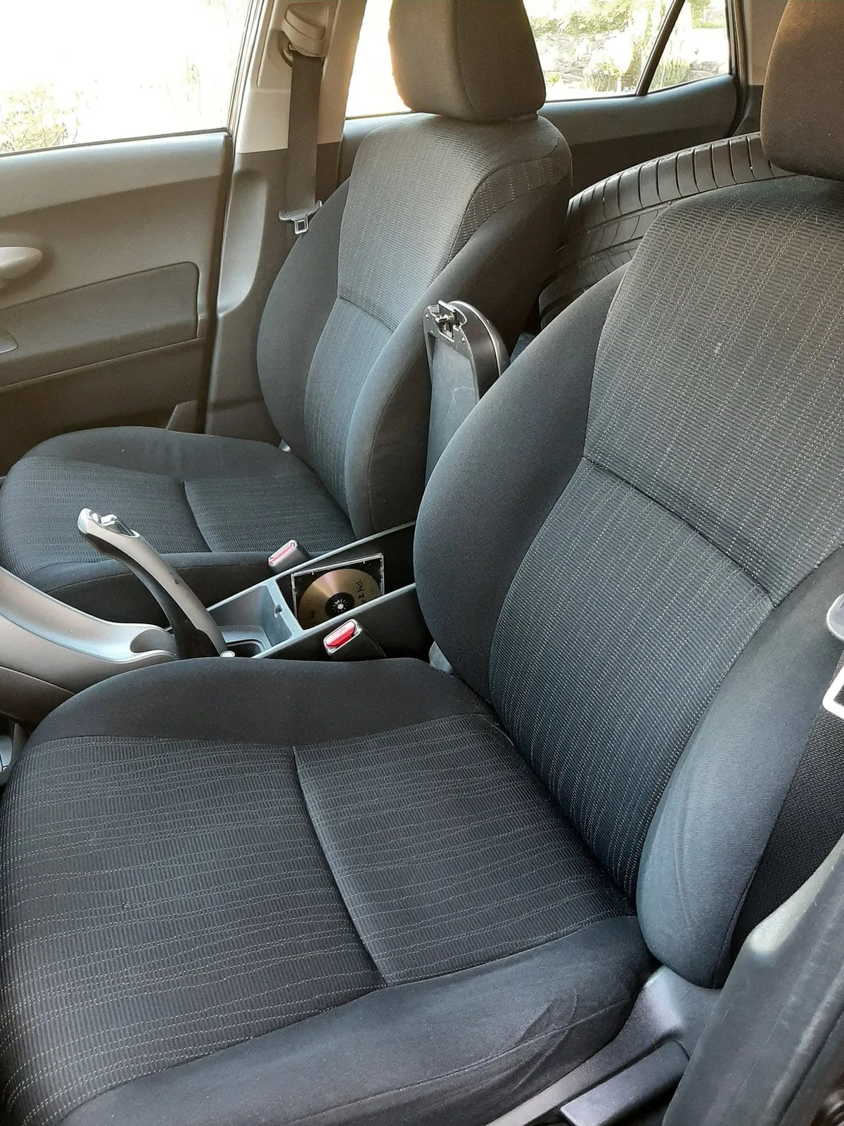 TOYOTA Auris 2.0 DPF — zdjęcie 9