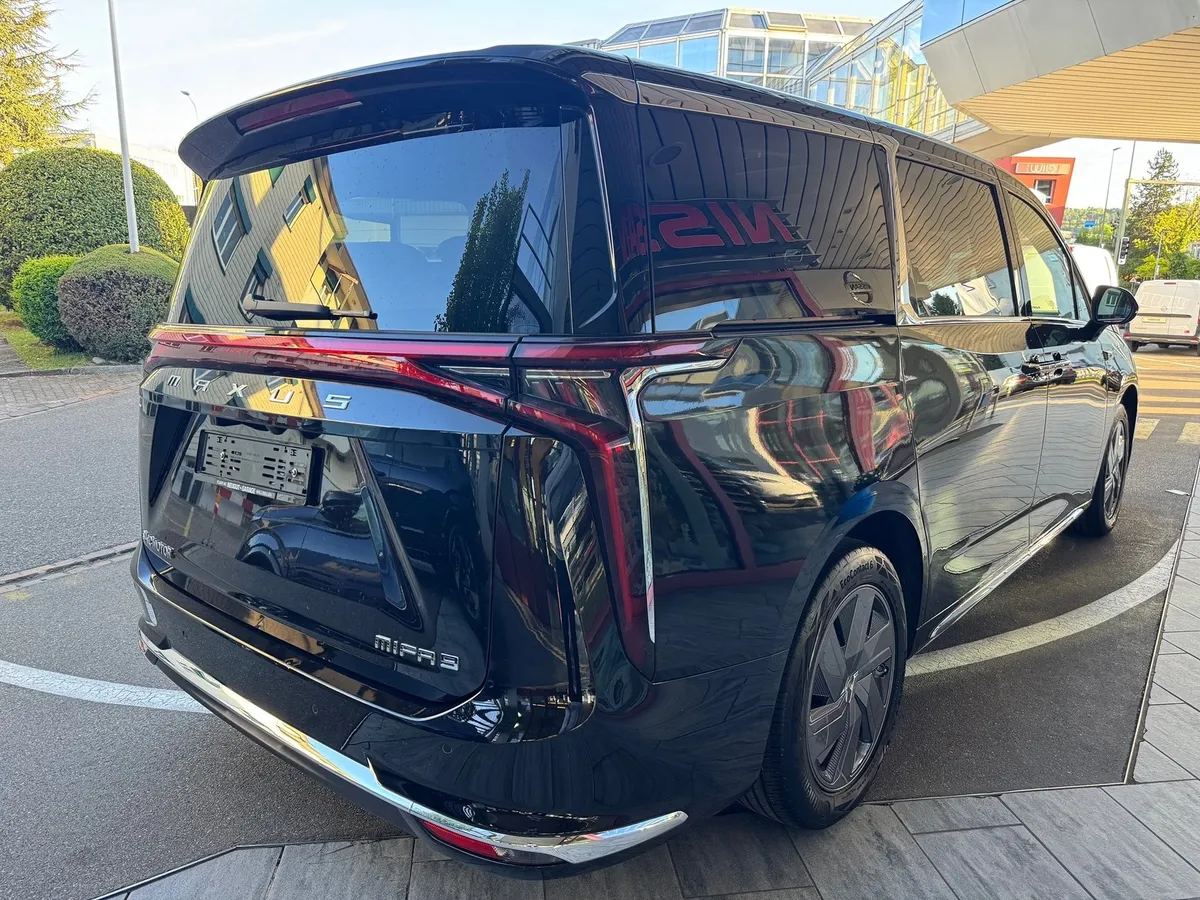 MAXUS MIFA 9 Premium 7Plätzer NP 79‘900 — zdjęcie 4
