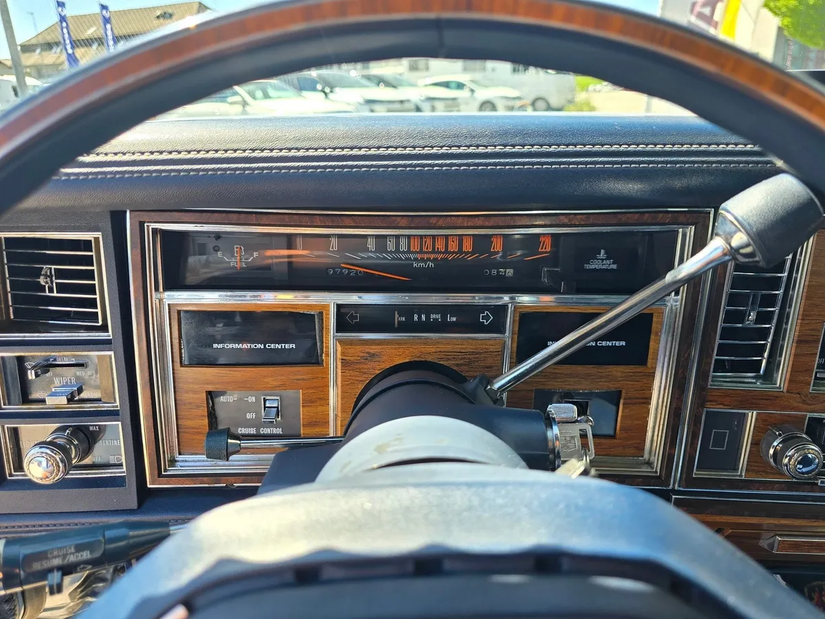 CADILLAC Seville — zdjęcie 12