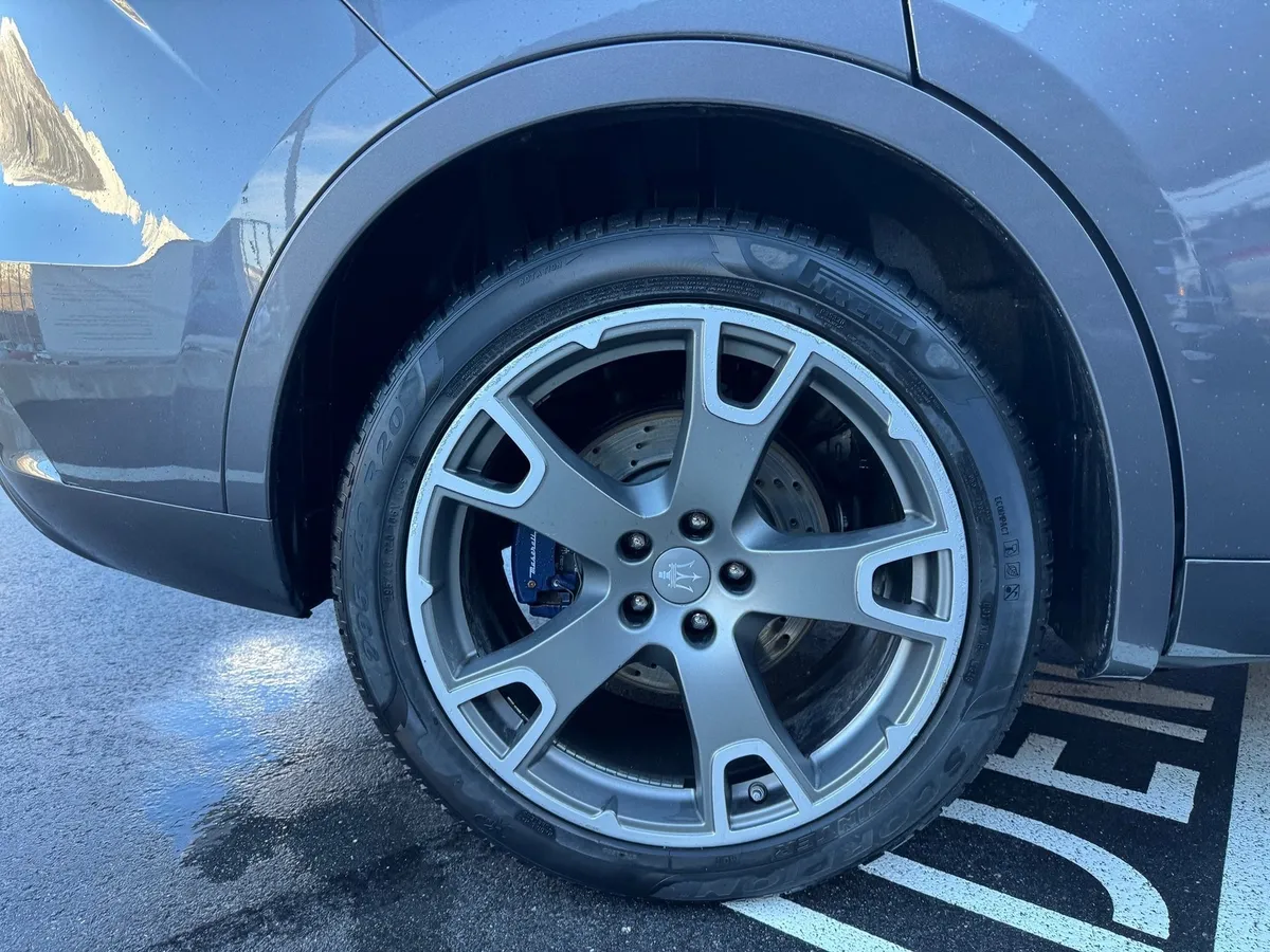 MASERATI Levante S — zdjęcie 12