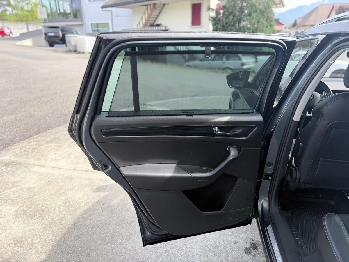 SKODA Kodiaq 2.0TSI 4x4 — zdjęcie 14