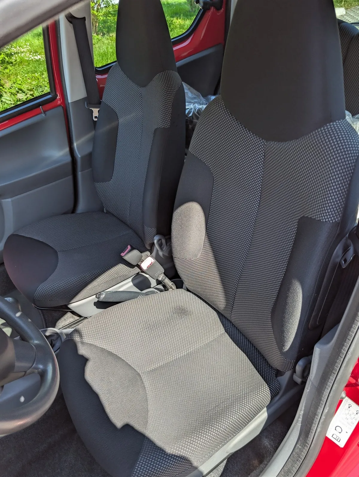 TOYOTA AYGO 1.0 — zdjęcie 11
