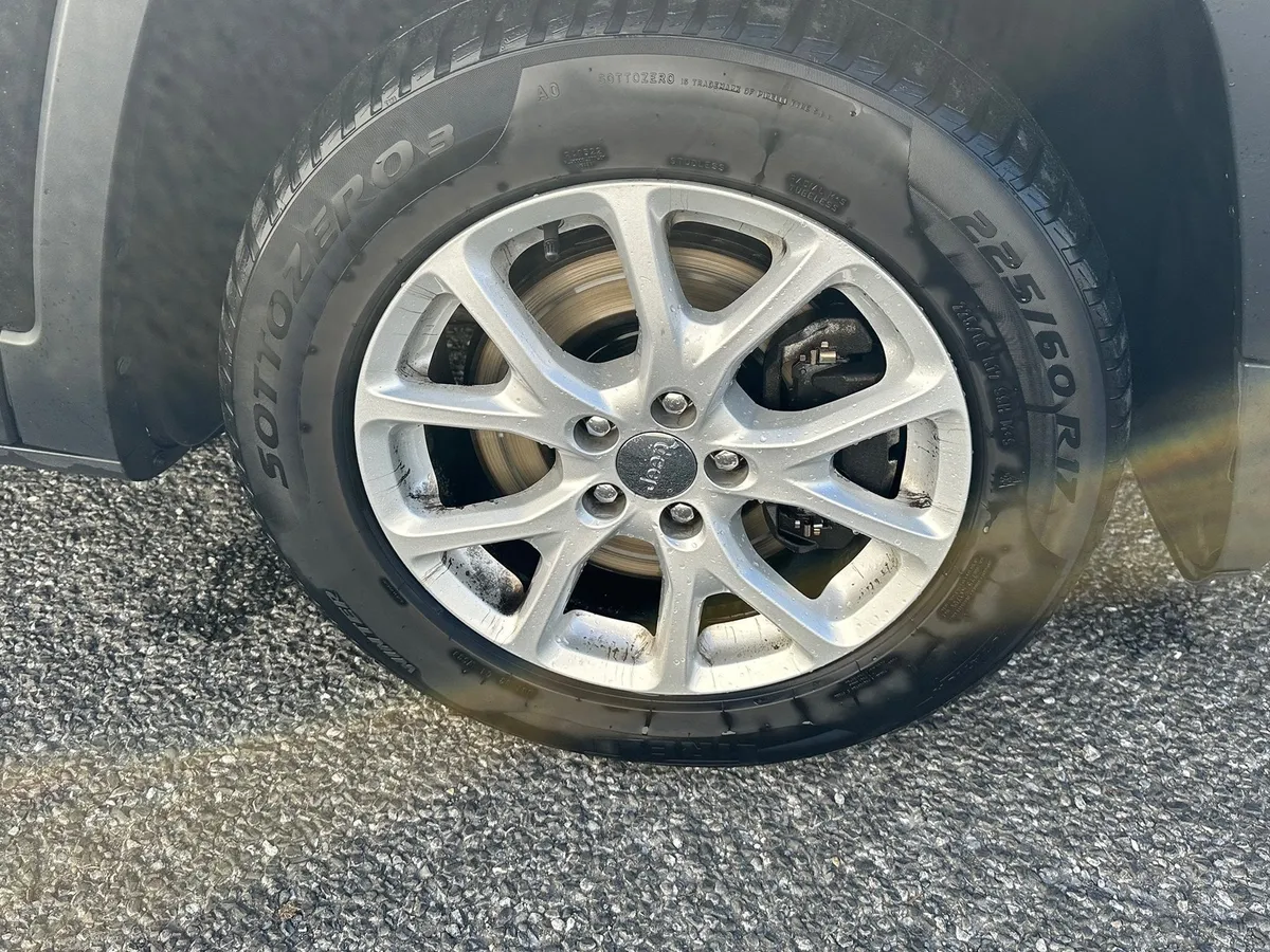 JEEP Cherokee 2.2 TD — zdjęcie 7