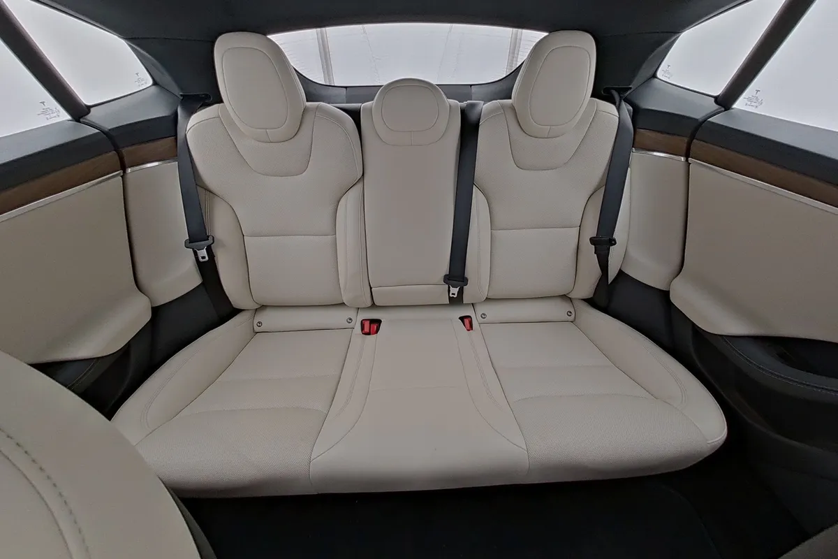 TESLA Model S — zdjęcie 11