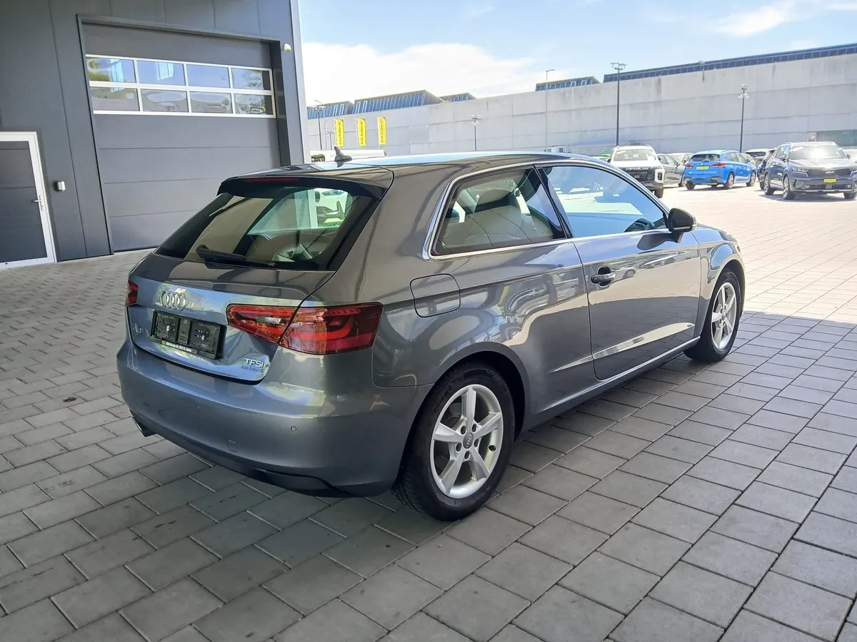 AUDI A3 Ambiente 1.4 TFSI — zdjęcie 6