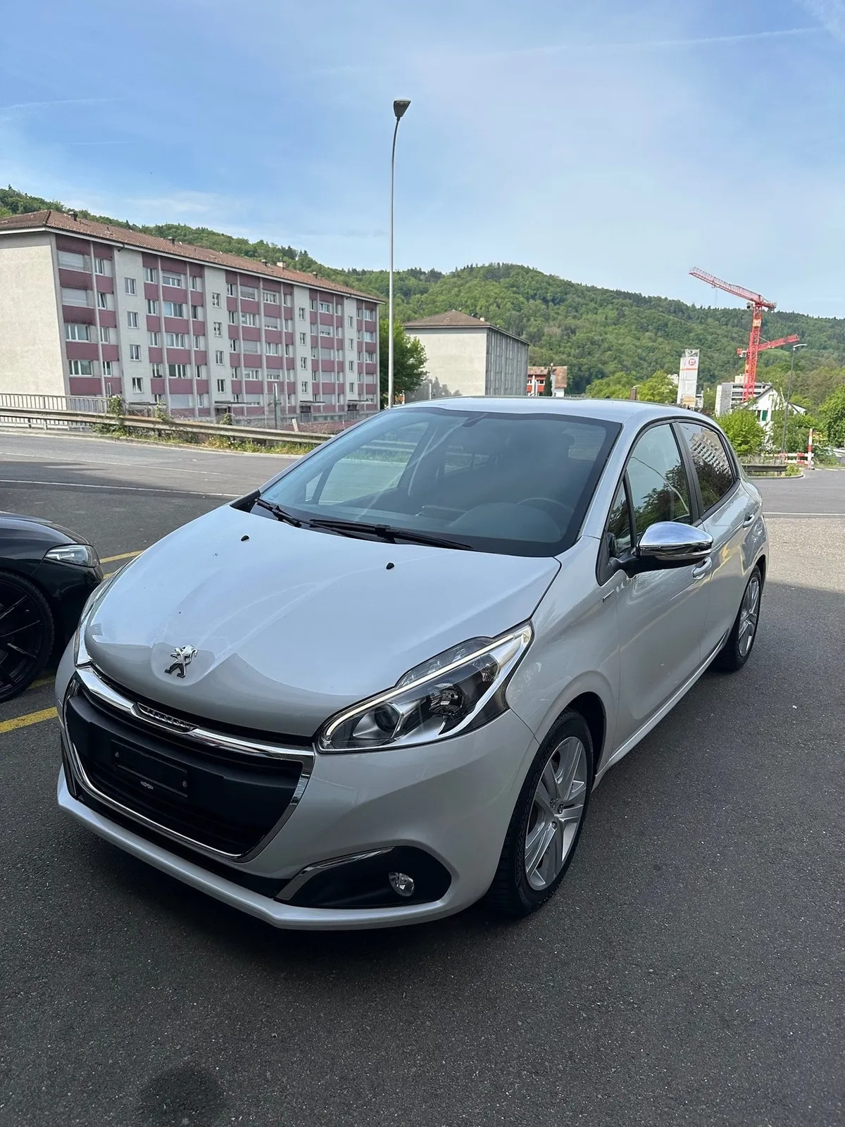 PEUGEOT 208 1.2 VTi