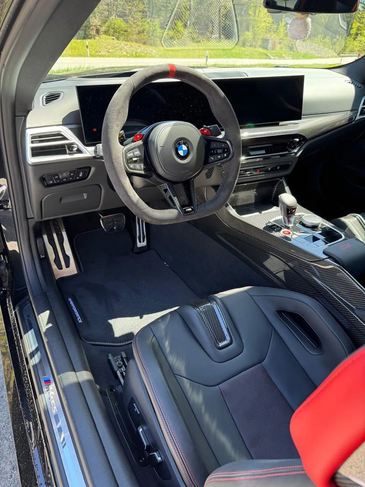 BMW M4 CS — zdjęcie 8