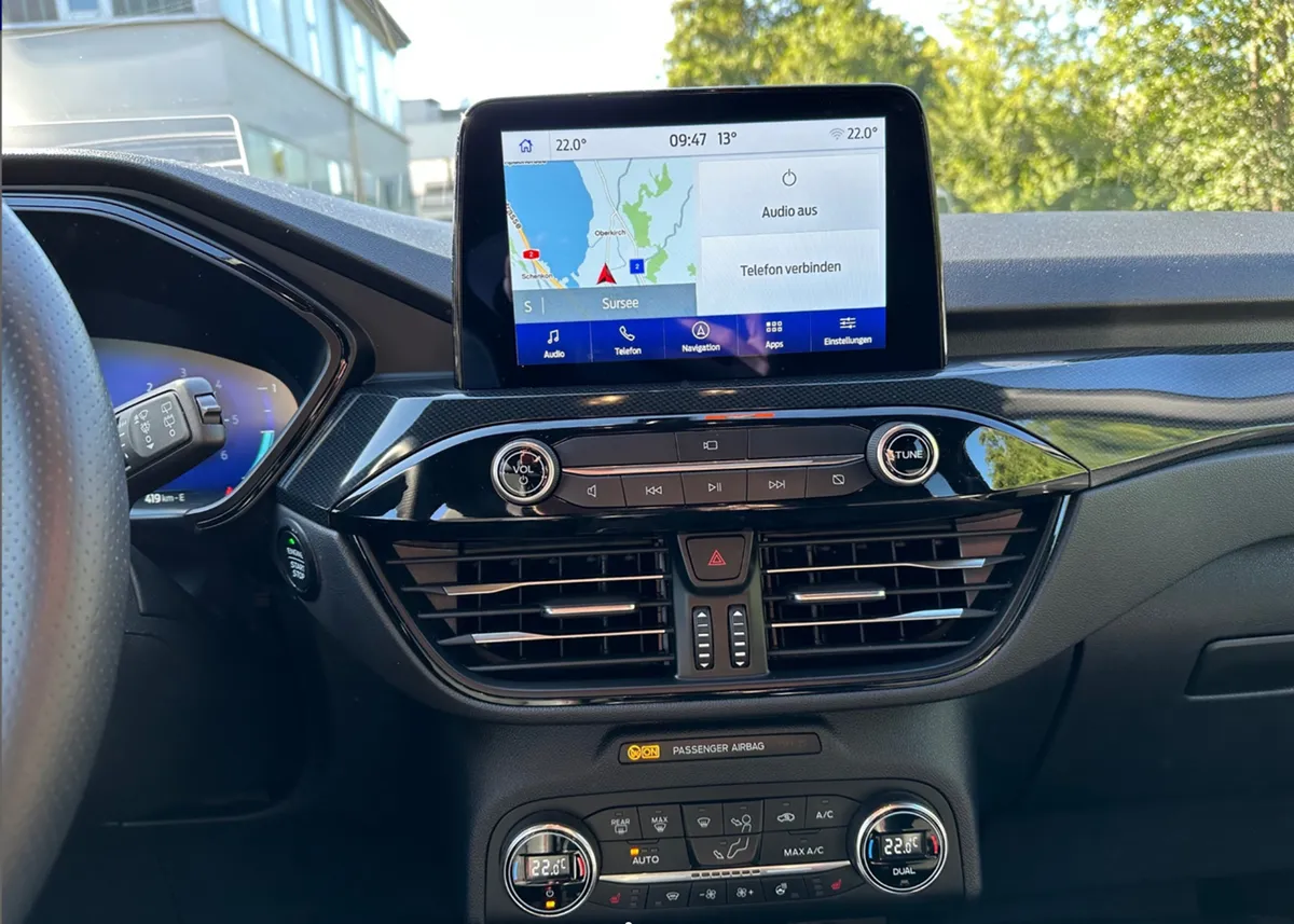 FORD Kuga 2.0 TDCi ST-LineX 4x4 AUTOMAT — zdjęcie 10