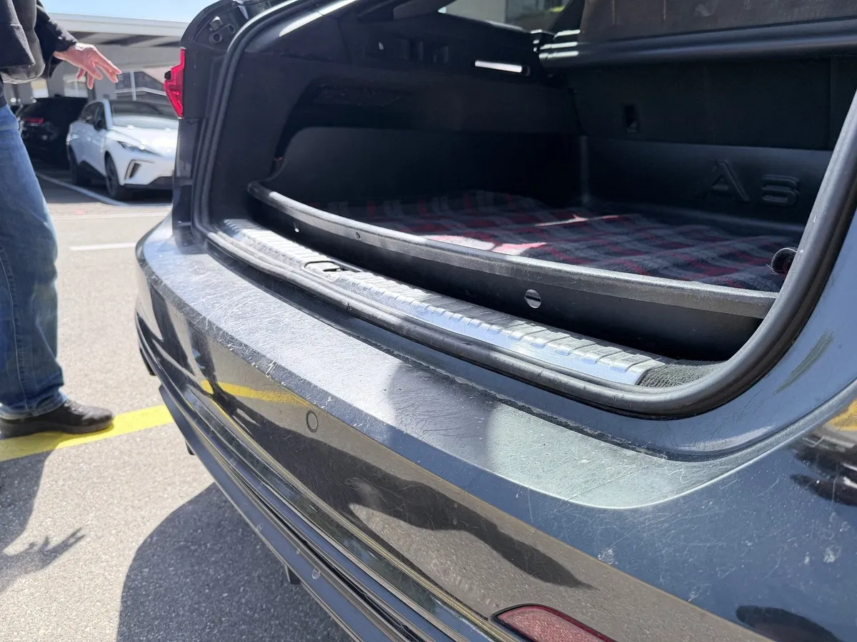 AUDI A6 AV 45 TDI qu. — zdjęcie 7