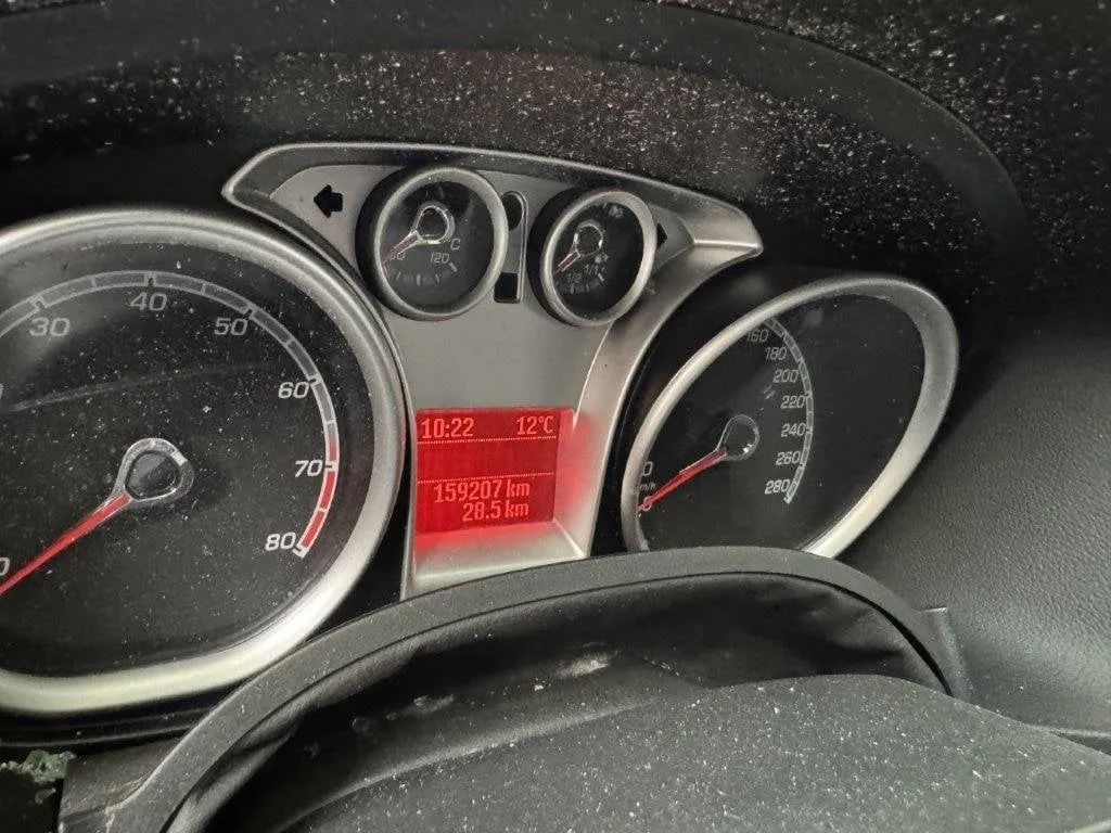FORD Focus 2.5i Turbo RS, 305 HP — zdjęcie 6