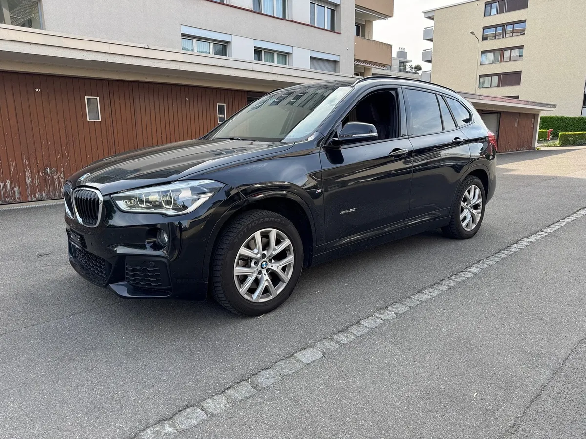 BMW X1 xDrive20i