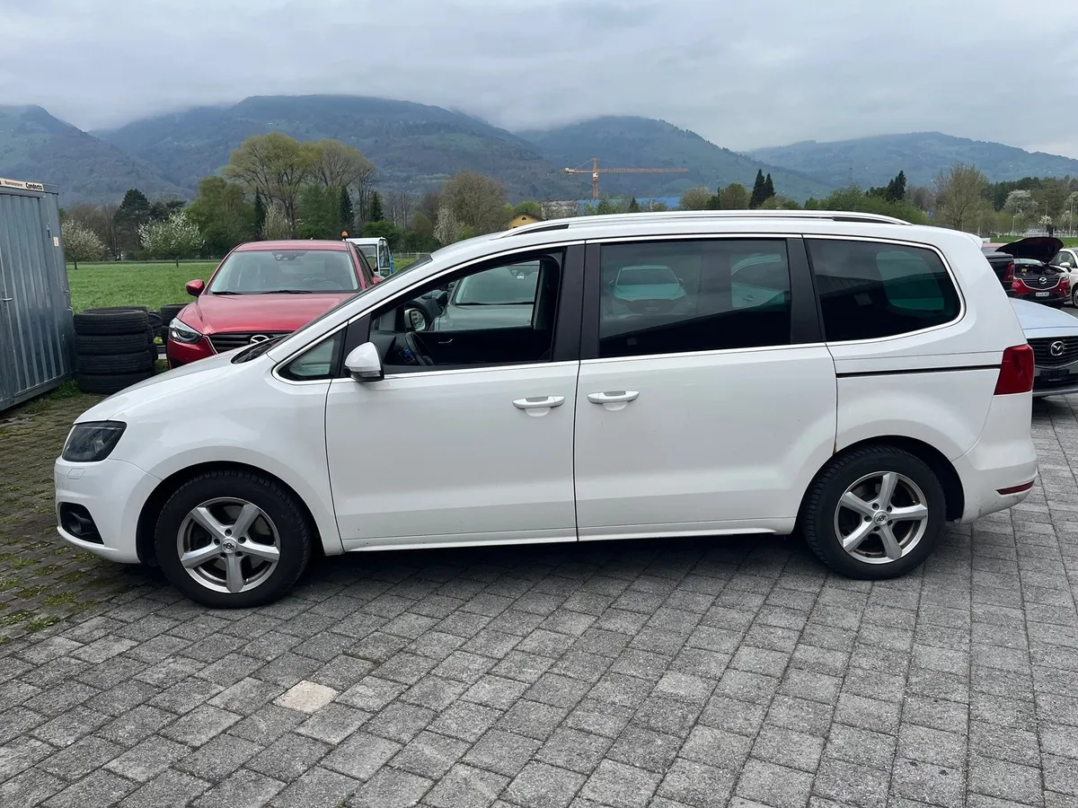 SEAT Alhambra 2.0D 4M — zdjęcie 2