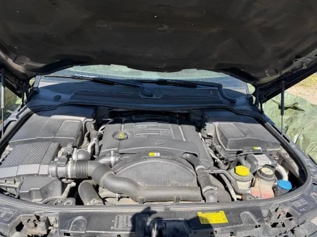 Land Rover Range Rover 3.0 TDV6 SE , 245 HP — zdjęcie 9