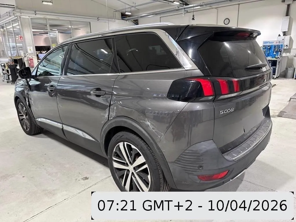 PEUGEOT 5008 2.0 BlueHDi GT, 181 HP — zdjęcie 2