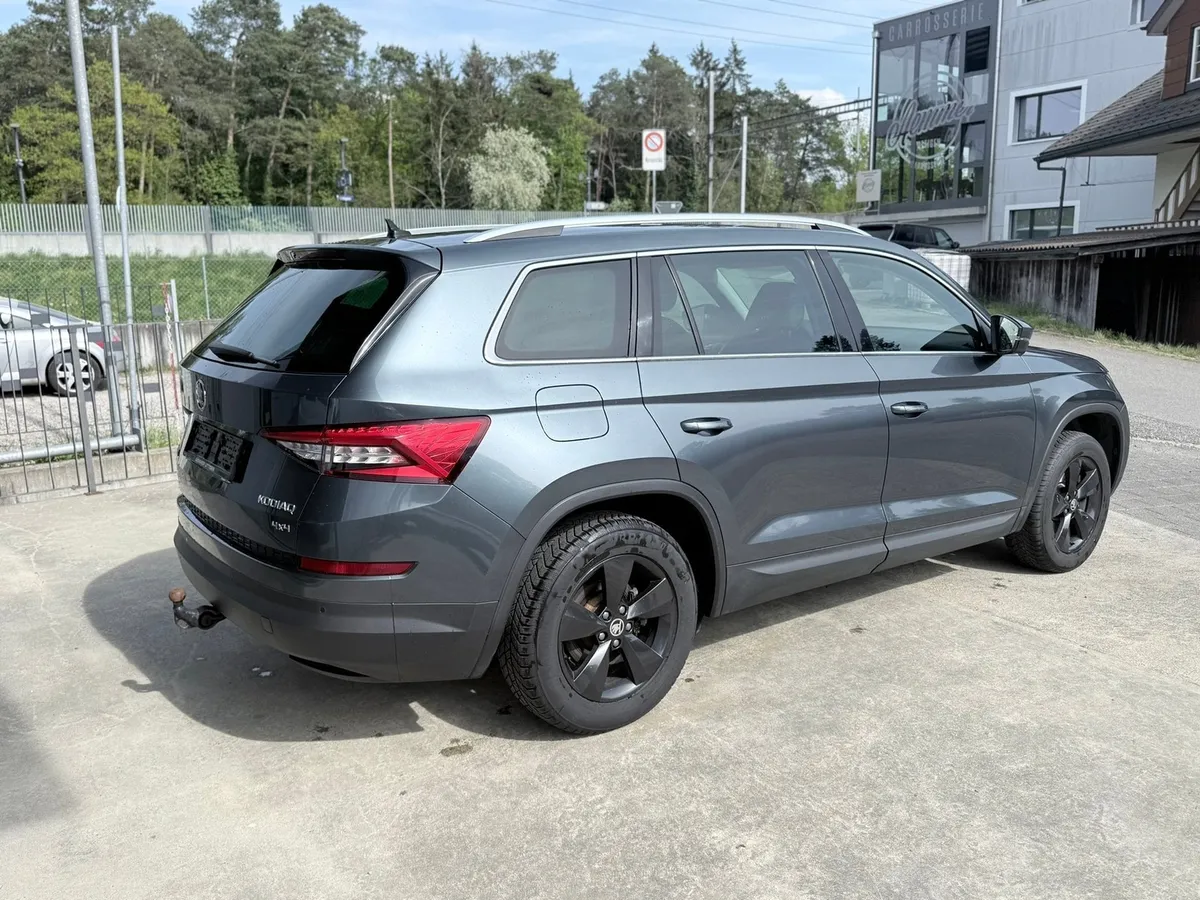 SKODA Kodiaq 2.0TSI 4x4 — zdjęcie 5