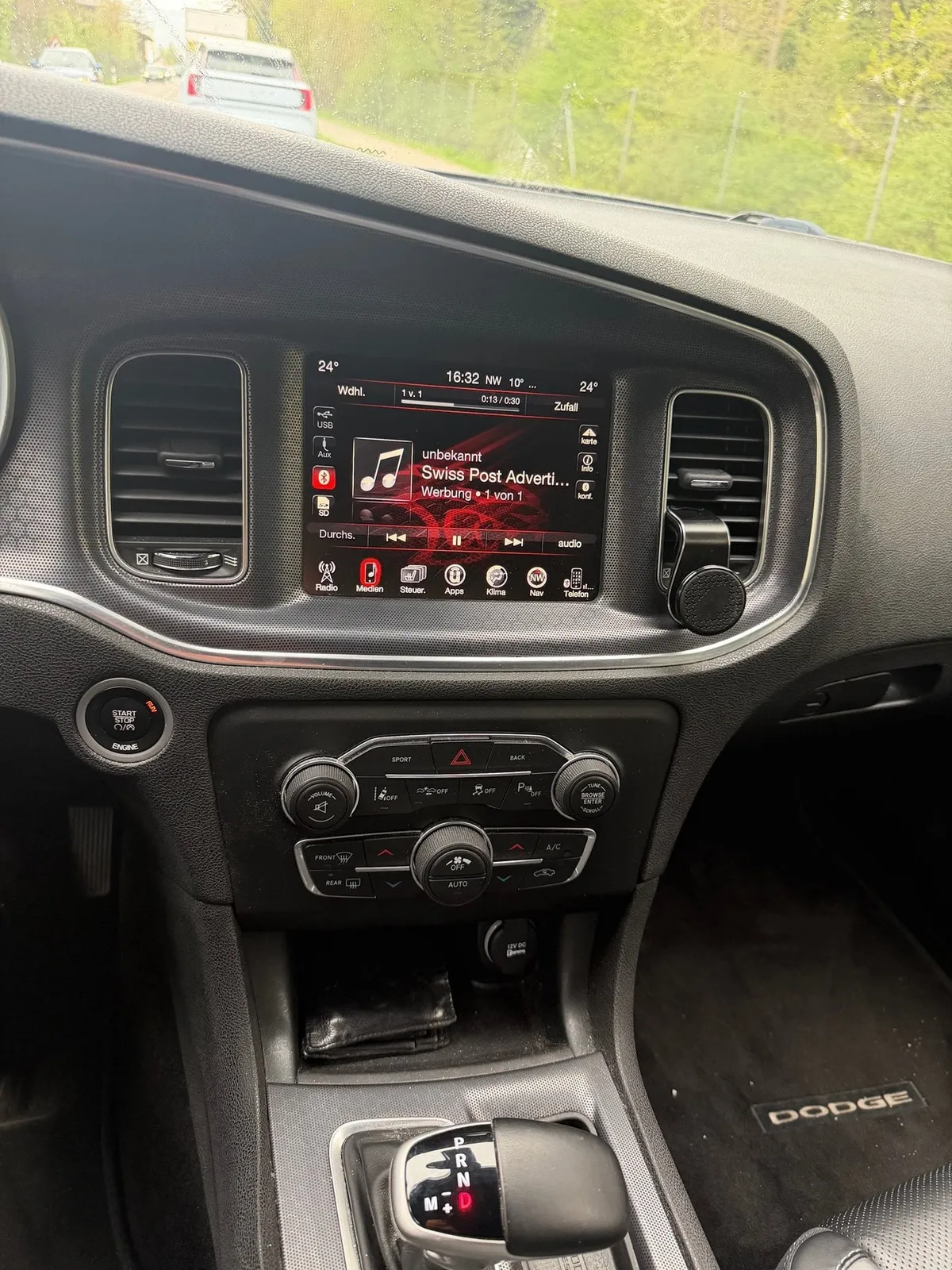 DODGE Charger 3.6L frisch ab MFK — zdjęcie 15