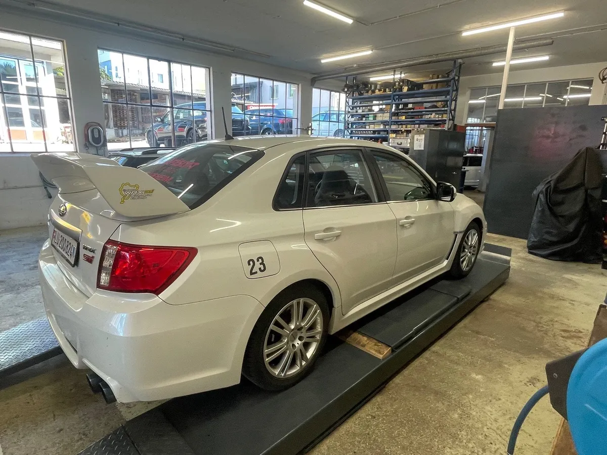 SUBARU WRX STI 2.5T AWD — zdjęcie 8