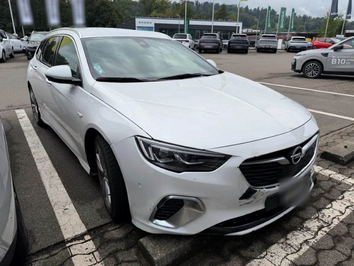 Opel Insignia Sports Tourer 2.0 T GSi AWD, 260 PS