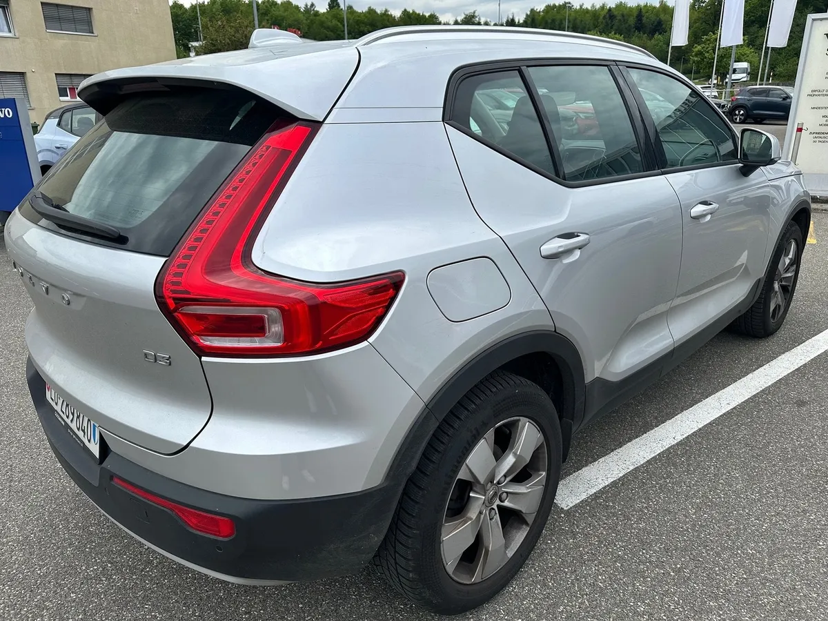 VOLVO XC40 D3 — zdjęcie 7