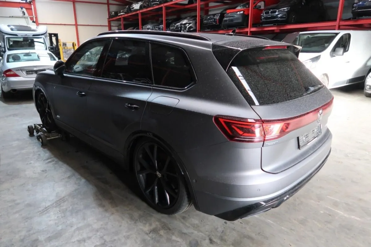 VW Touareg 3.0 PLUG-IN-HYBRID, 340 PS