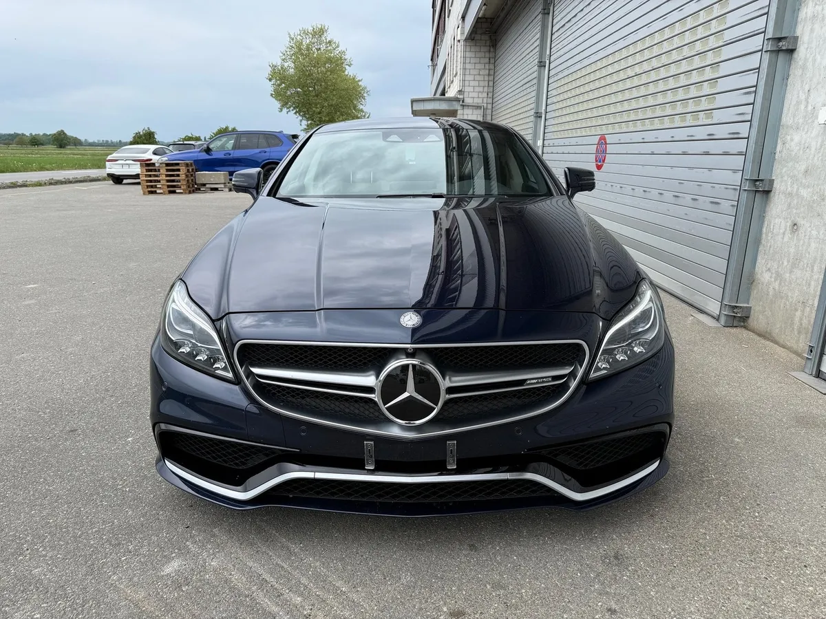 MERCEDES-BENZ CLS 63 S AMG 4m Facelift — zdjęcie 2