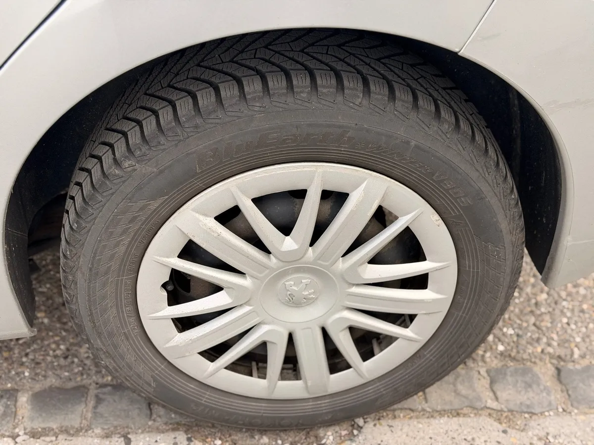 PEUGEOT 207 1.4i 16V — zdjęcie 11