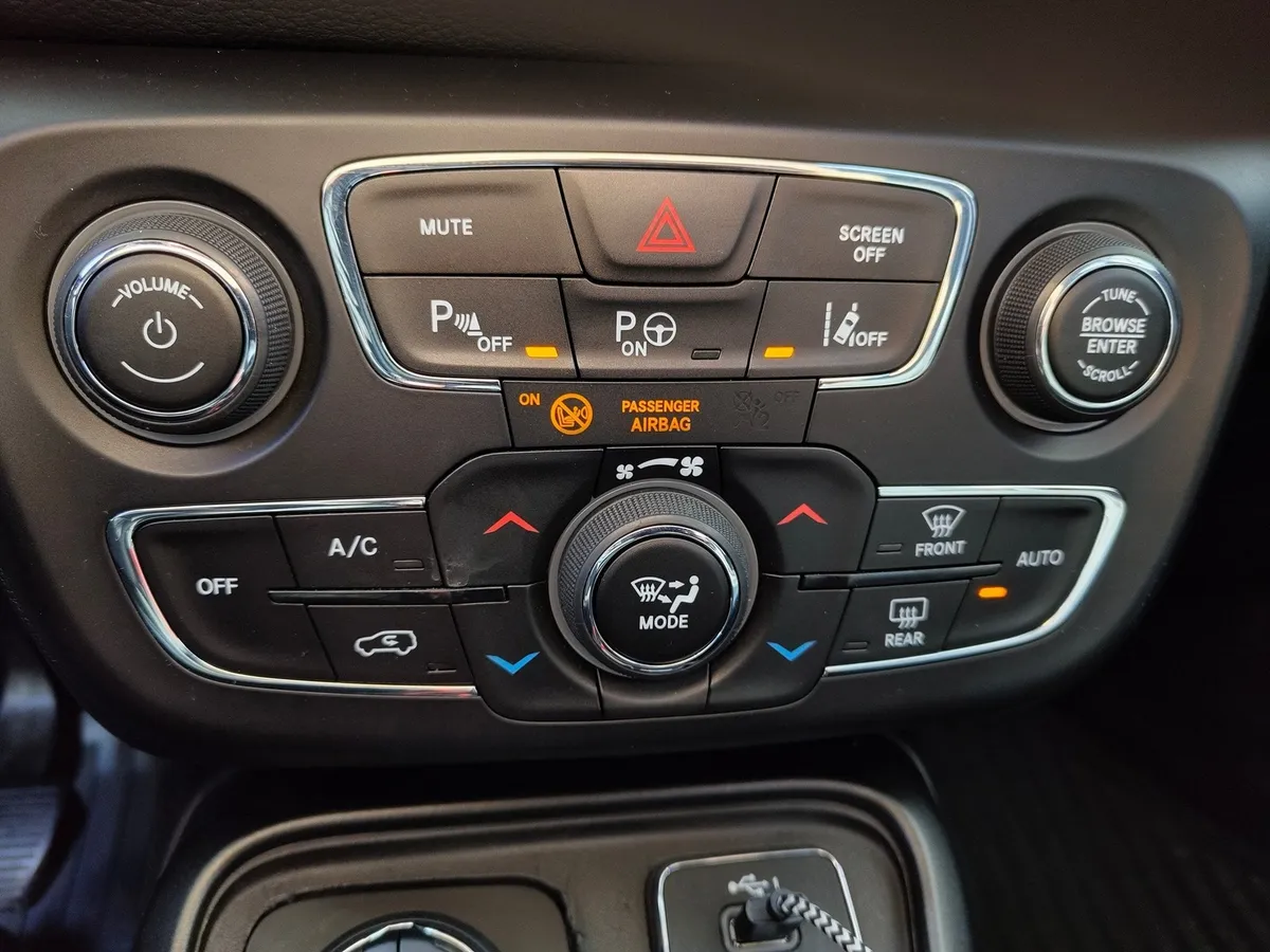 JEEP Compass 2.0 CRD — zdjęcie 12
