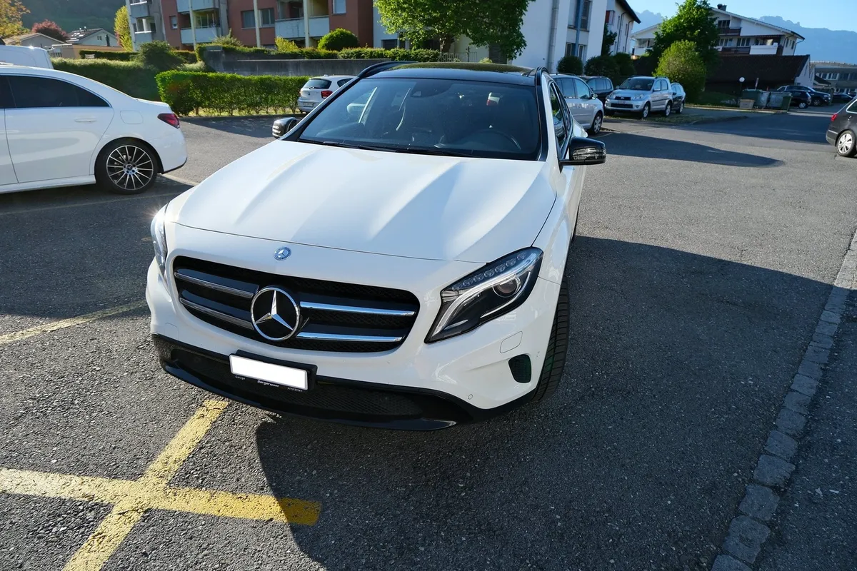 MERCEDES-BENZ GLA220CDI 4m — zdjęcie 5