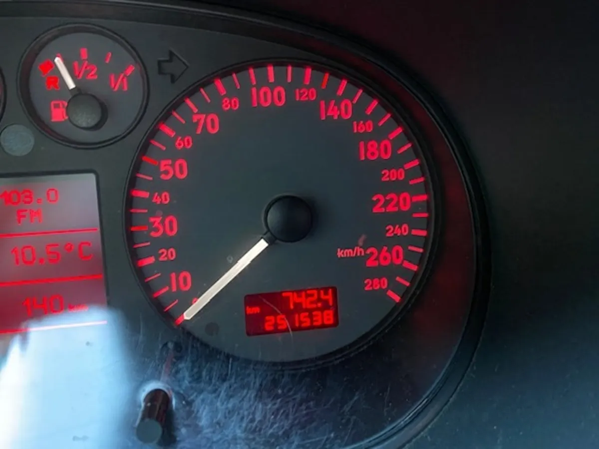 AUDI S3 Quattro — zdjęcie 10