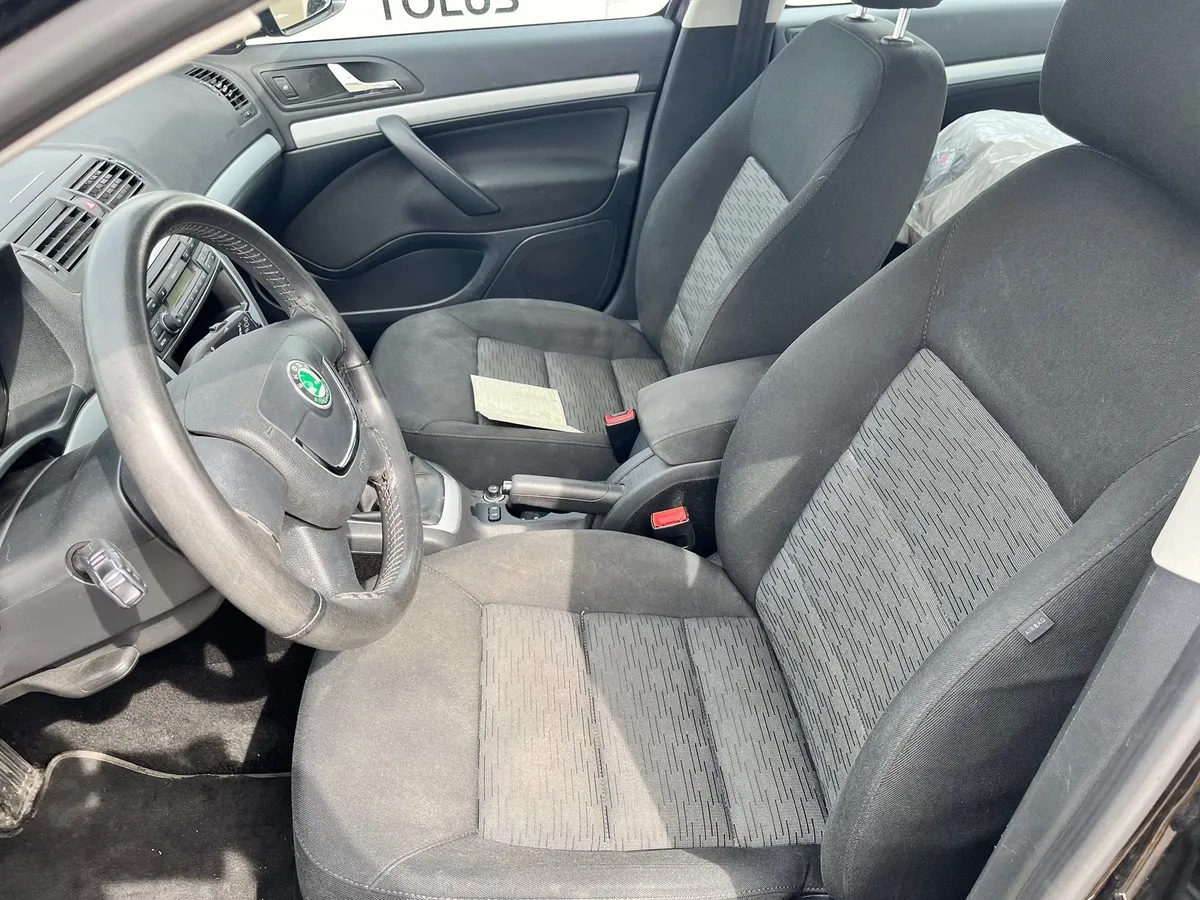 SKODA Octavia 1.8 TSI — zdjęcie 15