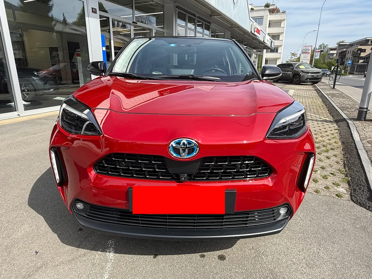 TOYOTA Yaris Cross HSD — zdjęcie 2