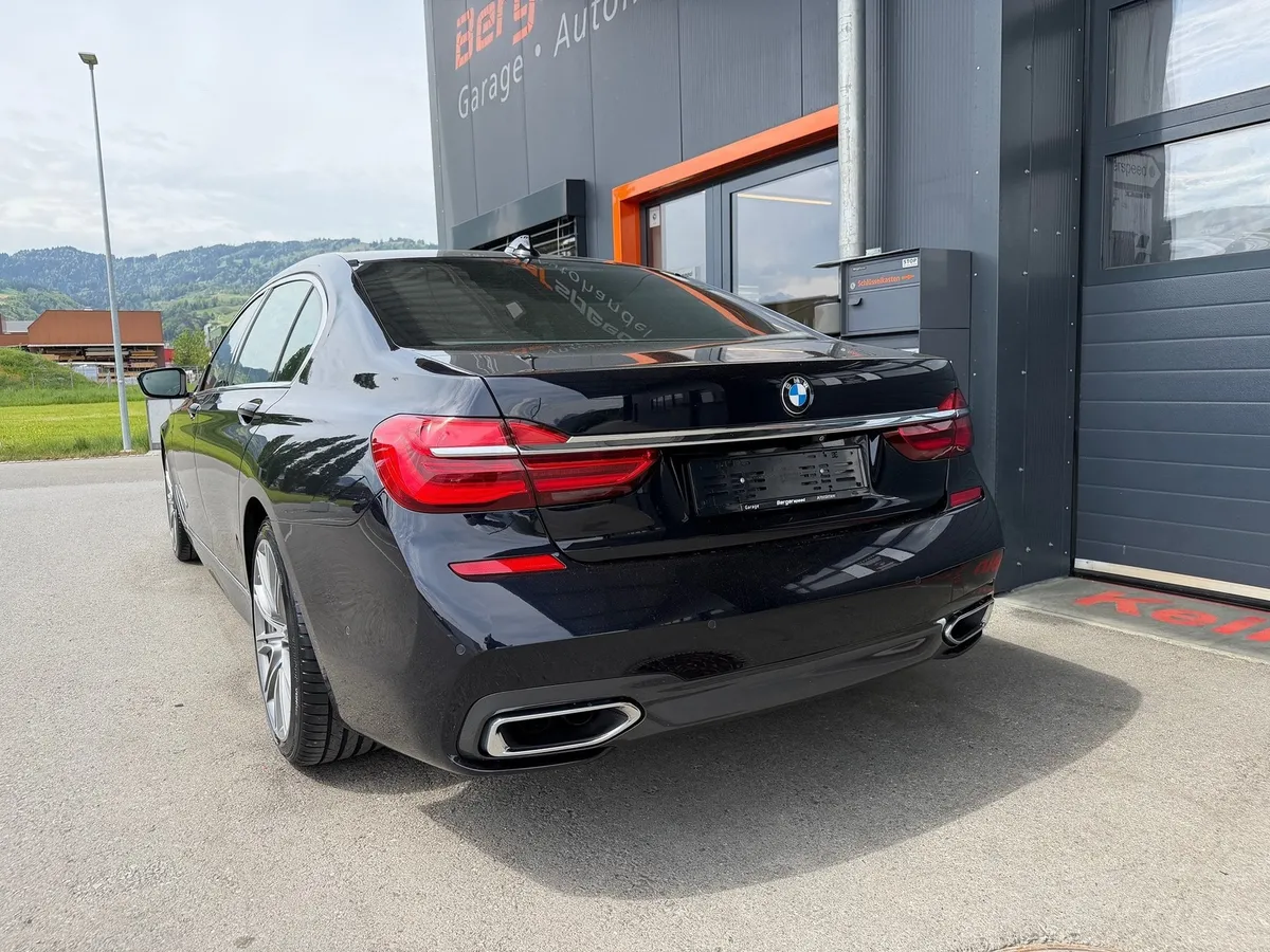 BMW 750Li xDrive — zdjęcie 4