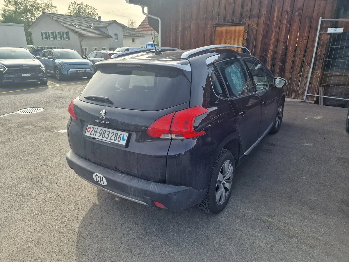 PEUGEOT 2008 1.6i — zdjęcie 6