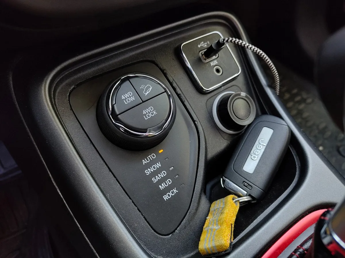 JEEP Compass 2.0 CRD — zdjęcie 13