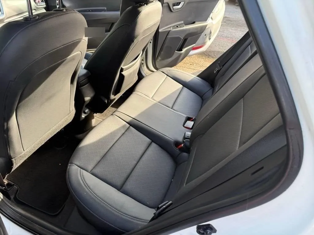 KIA Stonic 1.0 T-GDi, 120 HP — zdjęcie 10