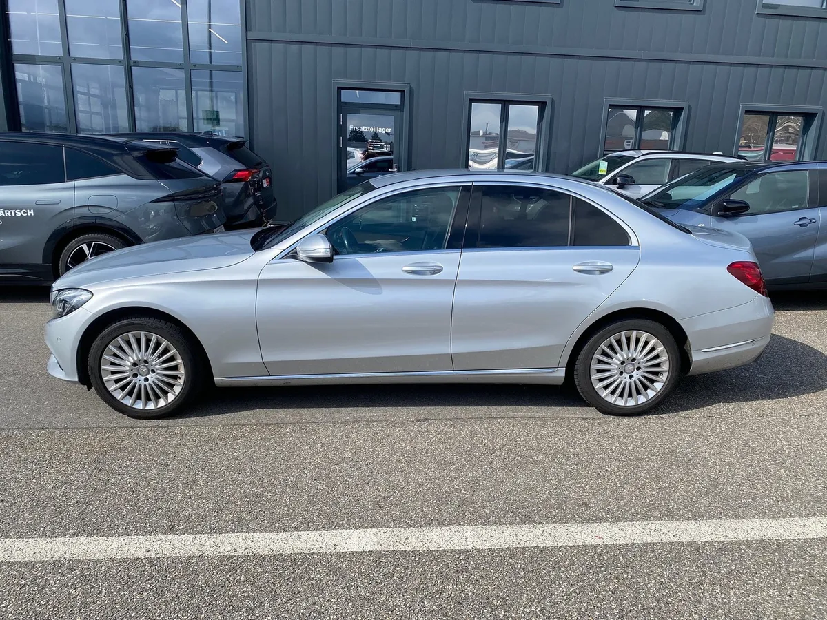 MERCEDES-BENZ C 200 — zdjęcie 2